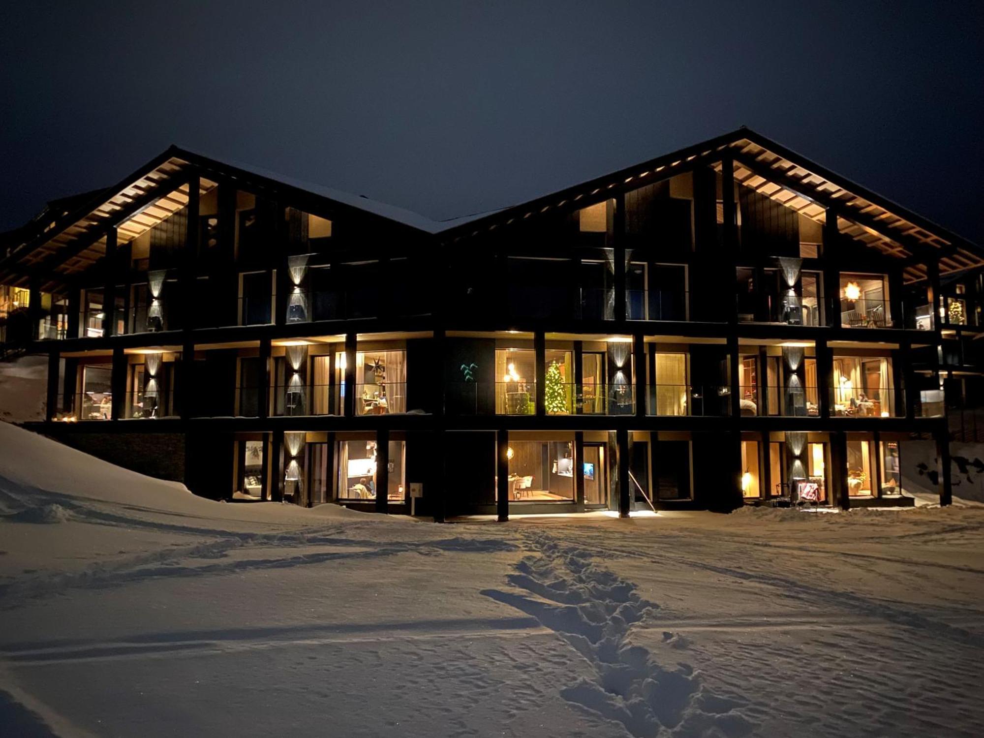 Kikut Alpin Lodge Ski In - Ski Out يالو المظهر الخارجي الصورة